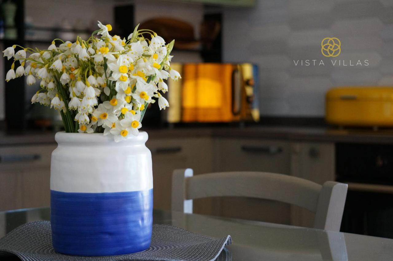 Vista Villas - Sweet Life Apartment Villa S Ražanac 外观 照片